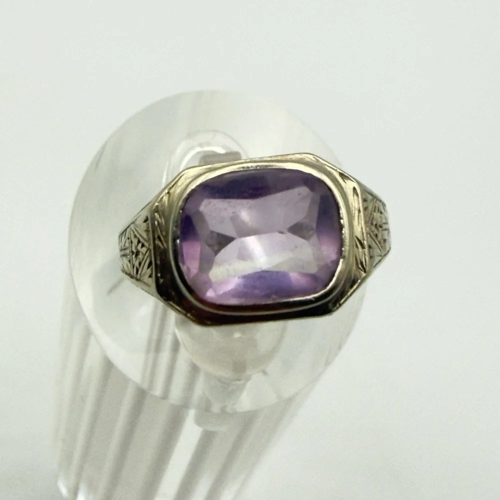Cushion Cut Purple Stone Ring Engraved Silver Tone Art Deco Style Size 6.5 4.95g